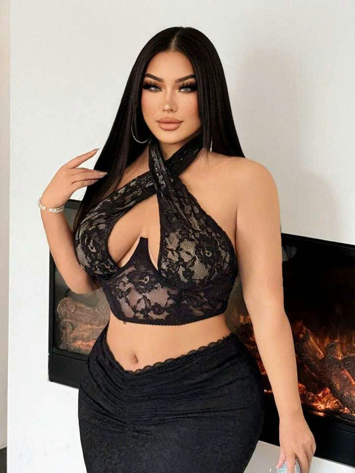 Halter Neck Lace Cut-Out Crop Top 27071